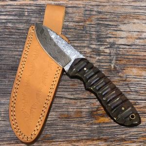 Grooved Handle Rosewood Hunter
